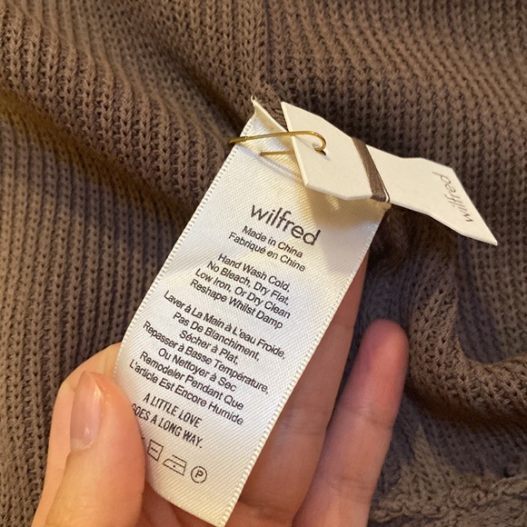 Brand New Aritzia Wilfred Dunkirk Sweater Vest XS - Picture 7 of 8